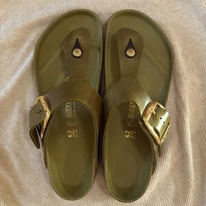Birkenstock Gizeh Big Buckle Oiled Leather Olive 42 NWOT